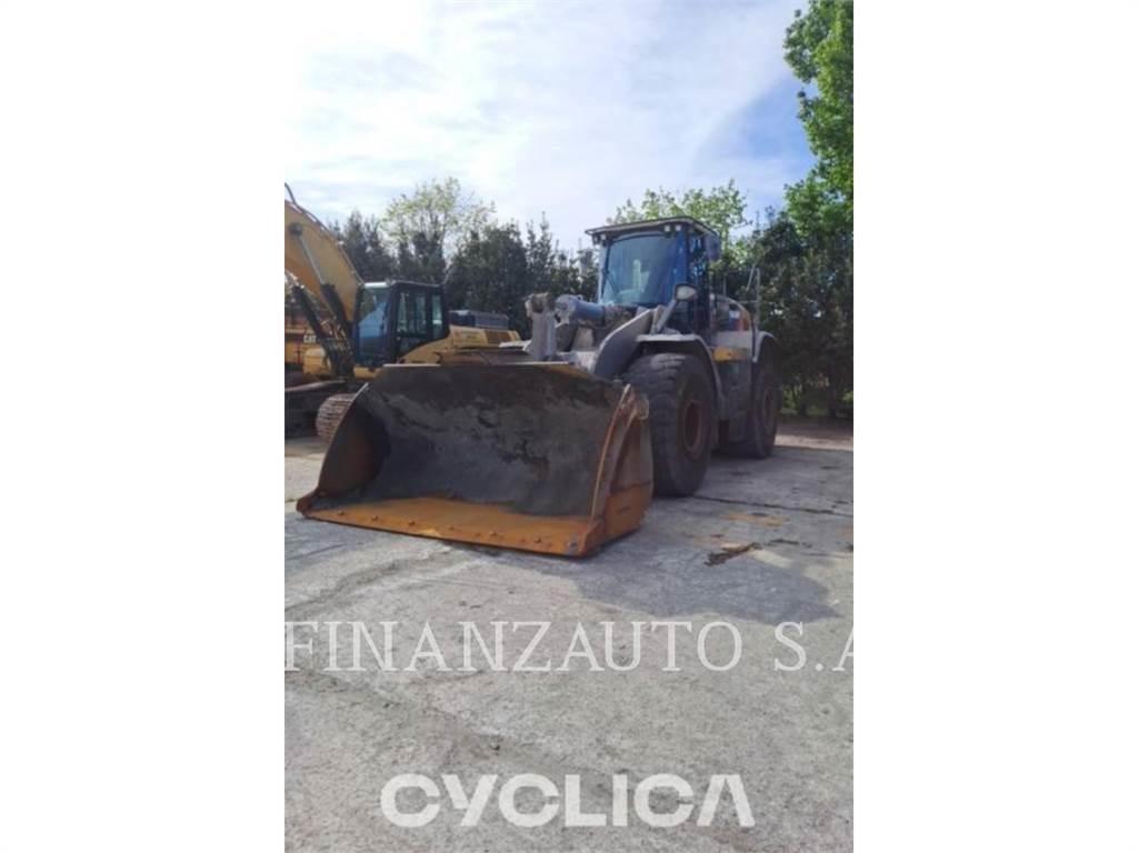 CAT 966M Фронтальні навантажувачі