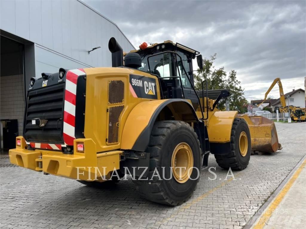 CAT 966M Фронтальні навантажувачі