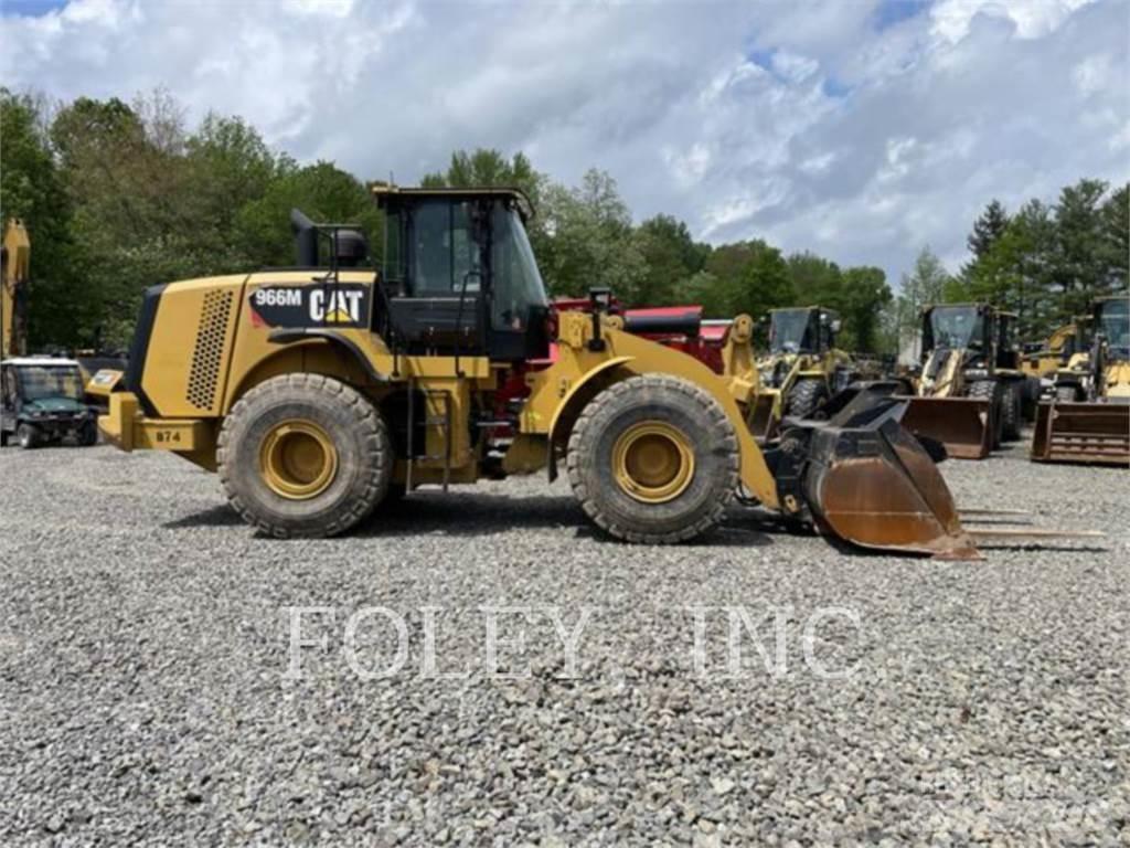 CAT 966M Фронтальні навантажувачі