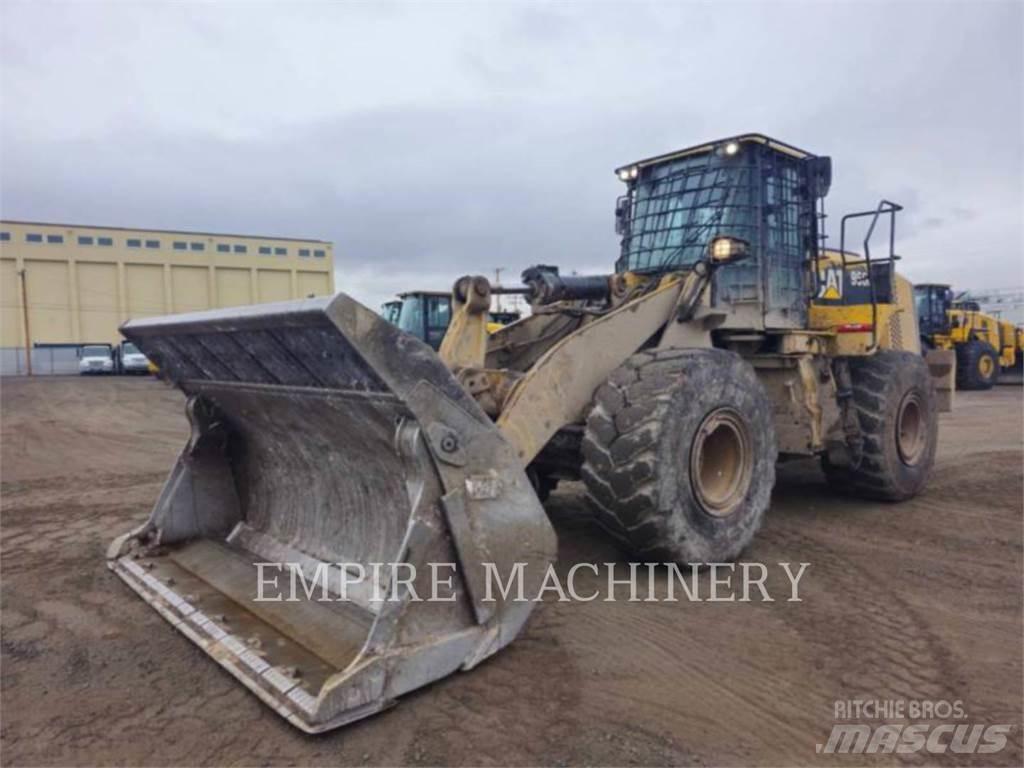 CAT 966M Фронтальні навантажувачі