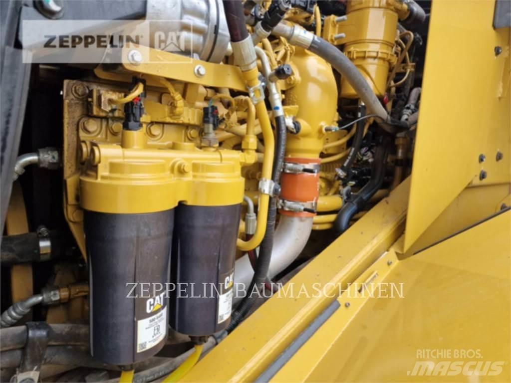 CAT 966M Фронтальні навантажувачі