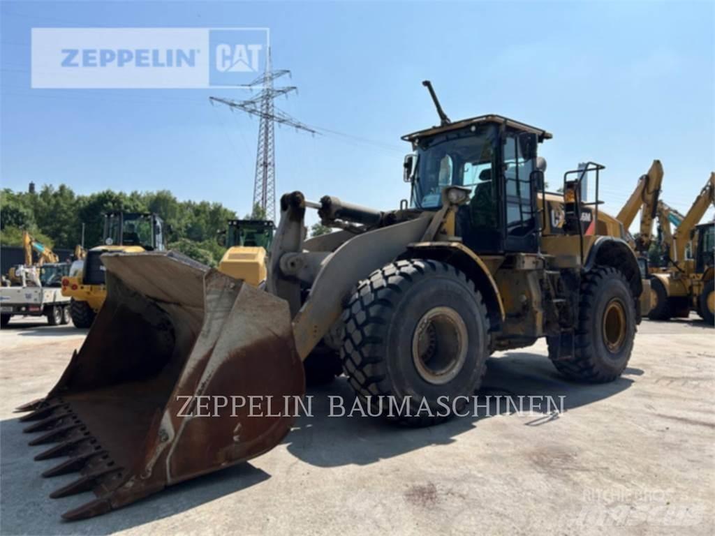 CAT 966M Фронтальні навантажувачі
