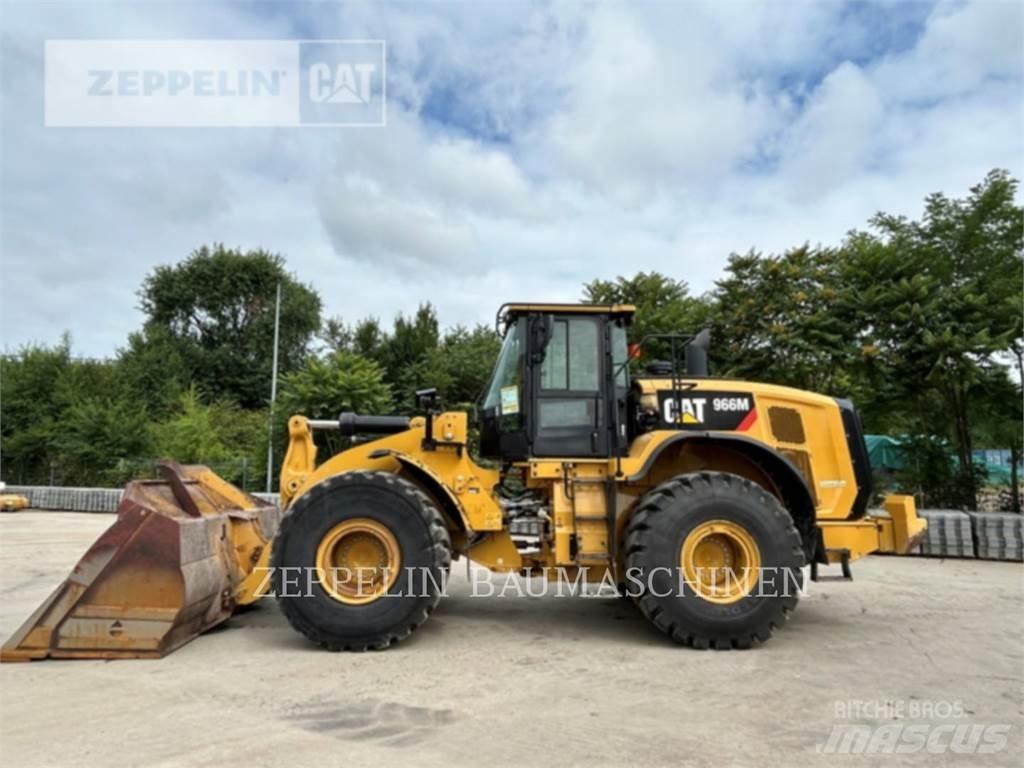 CAT 966M Фронтальні навантажувачі