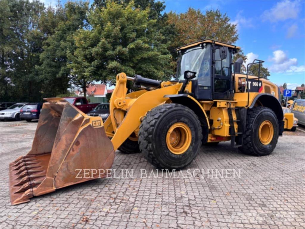CAT 966M Фронтальні навантажувачі