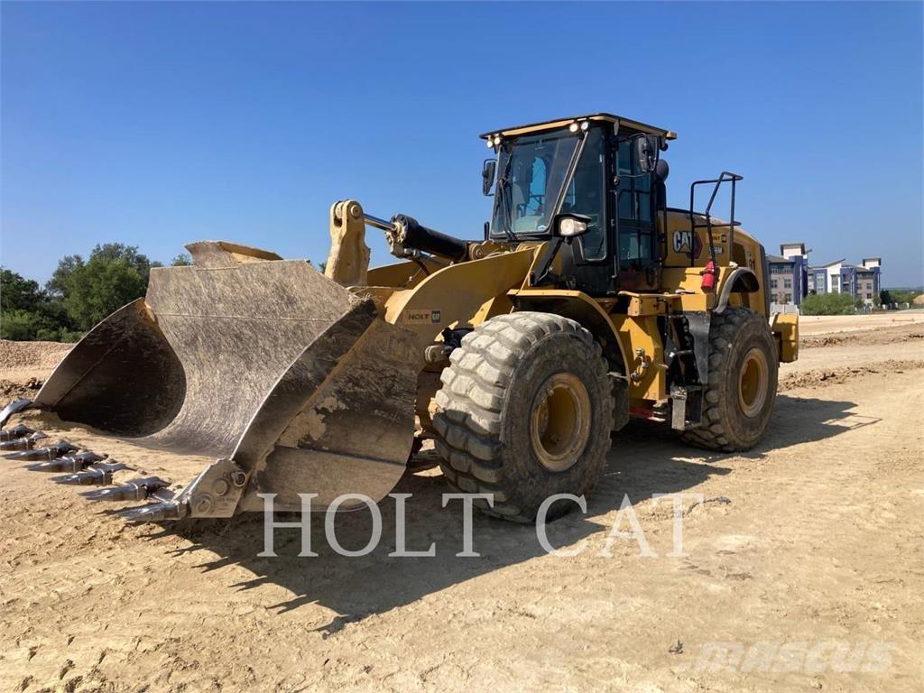 CAT 966M Фронтальні навантажувачі