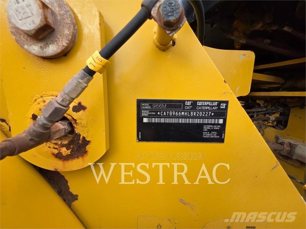 CAT 966M Фронтальні навантажувачі