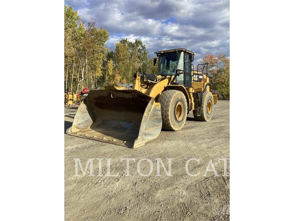 CAT 966M Фронтальні навантажувачі