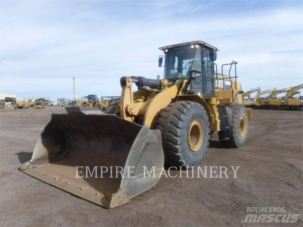CAT 966M FC Фронтальні навантажувачі
