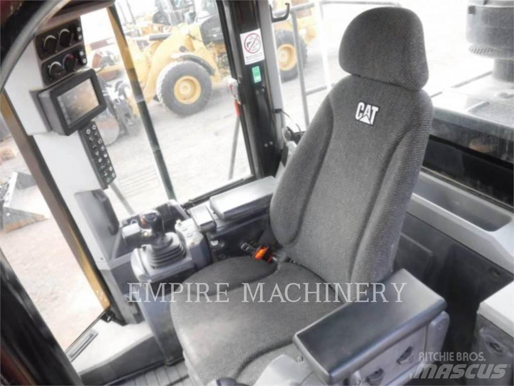 CAT 966M FC Фронтальні навантажувачі