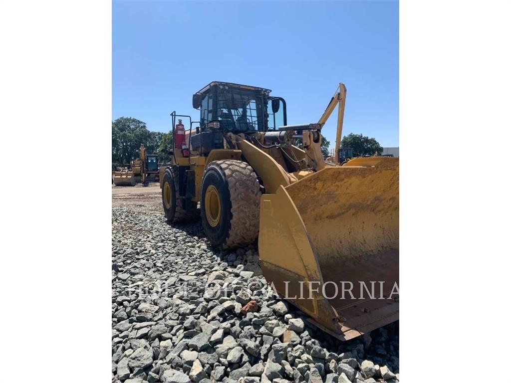 CAT 966M HL Фронтальні навантажувачі
