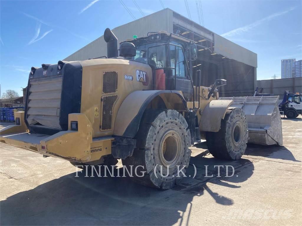 CAT 966M HL Фронтальні навантажувачі