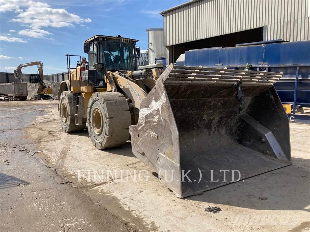CAT 966M HL Фронтальні навантажувачі