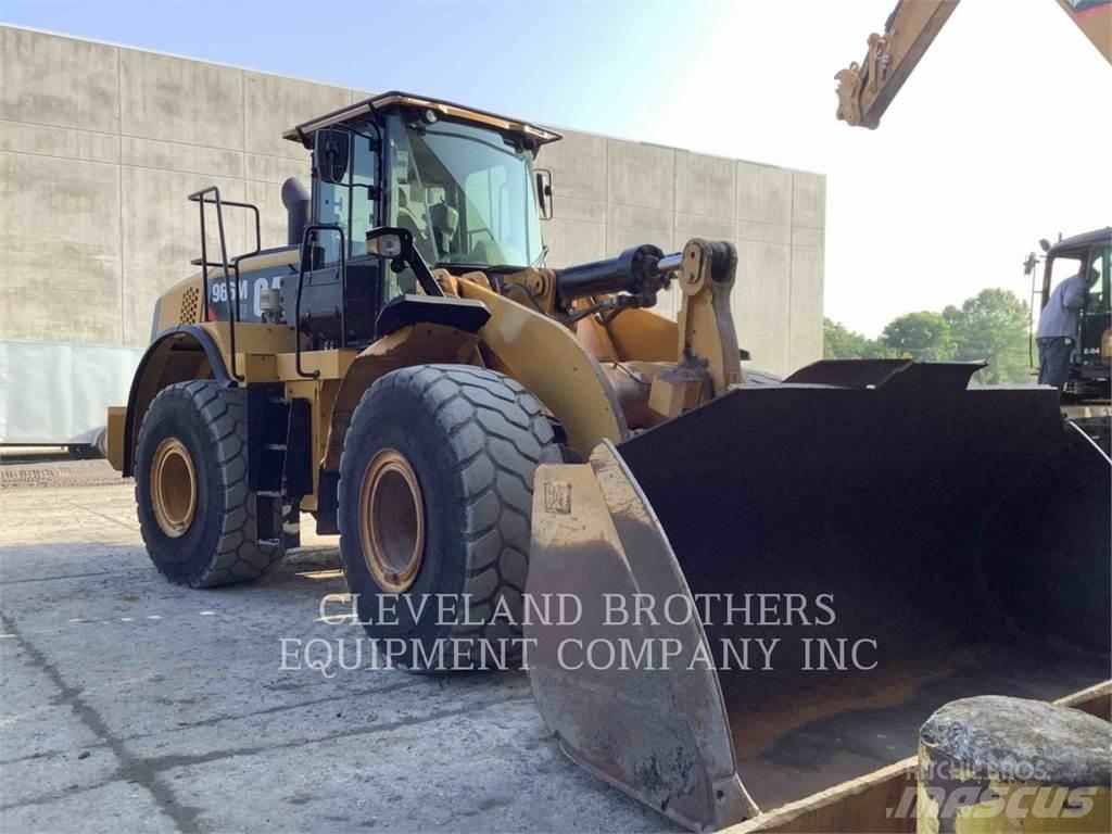 CAT 966M XE Фронтальні навантажувачі