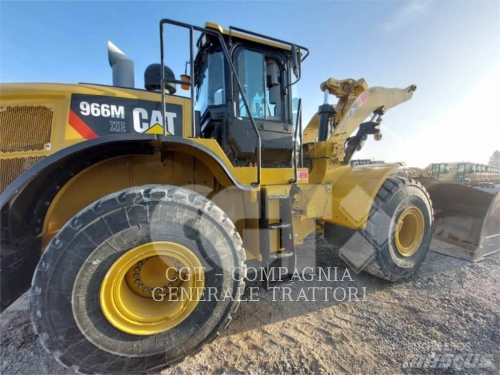 CAT 966M XE Фронтальні навантажувачі