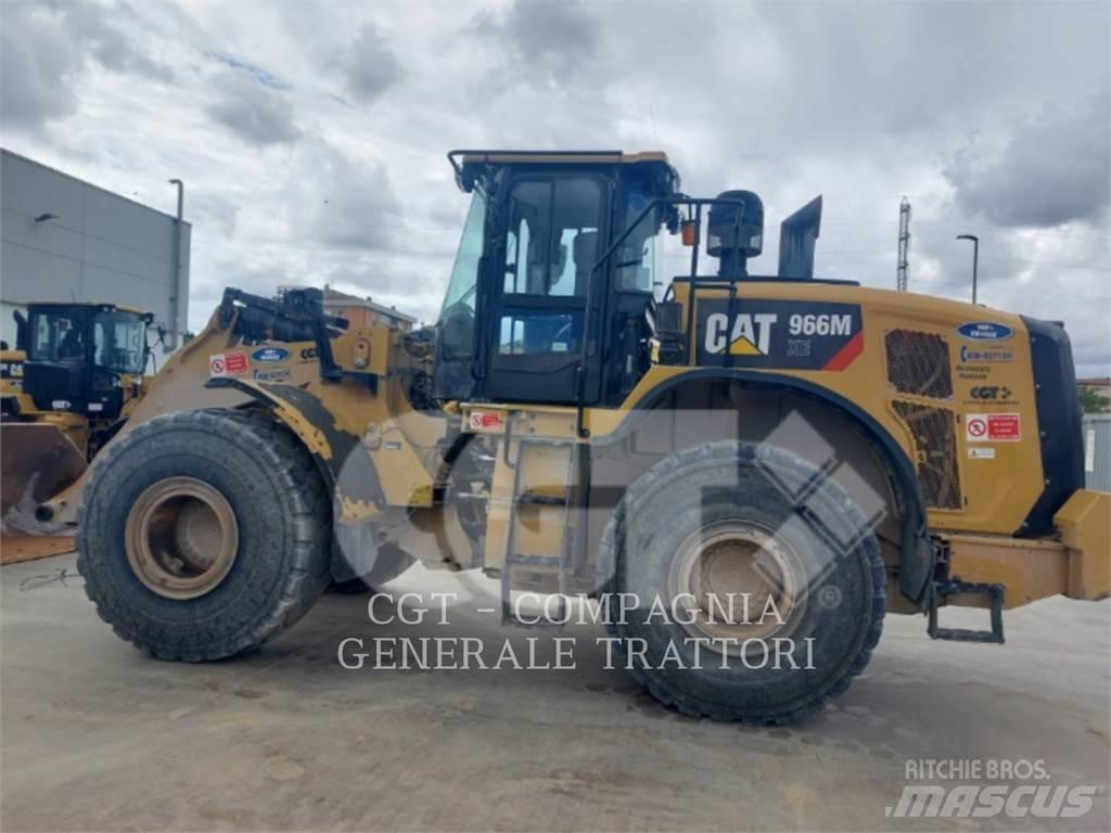 CAT 966M XE Фронтальні навантажувачі