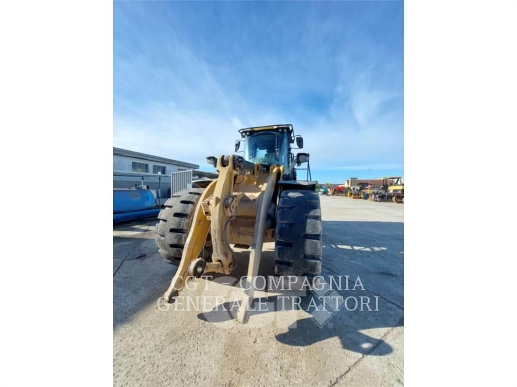 CAT 966M XE Фронтальні навантажувачі