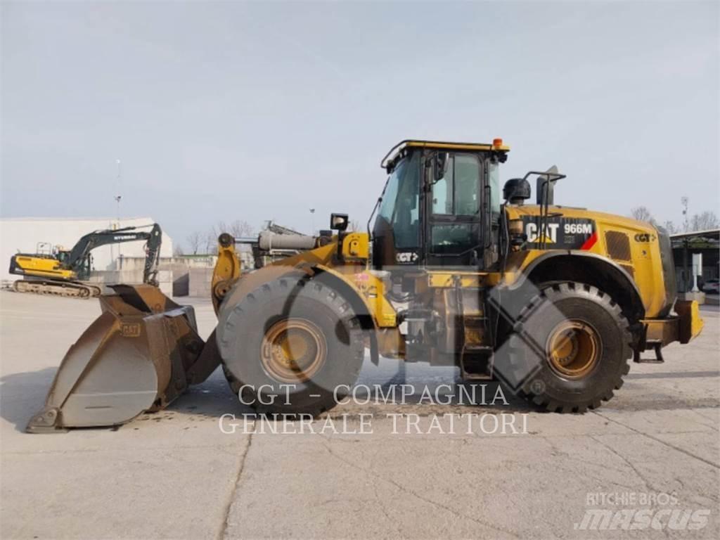 CAT 966M XE Фронтальні навантажувачі