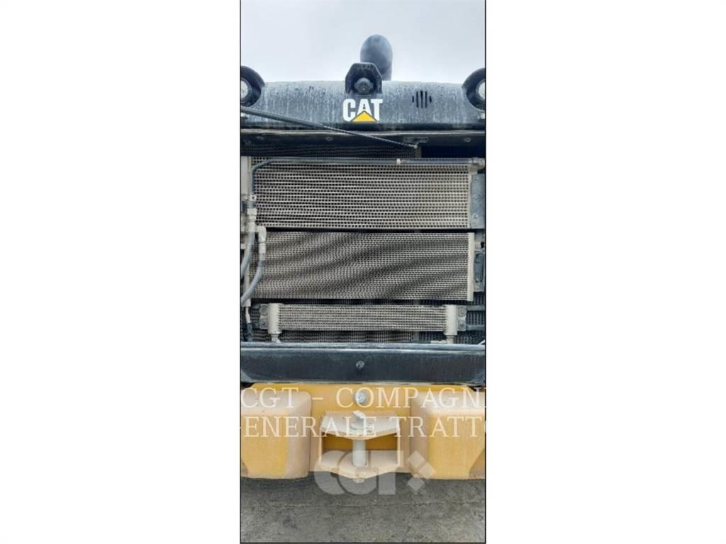 CAT 966M XE Фронтальні навантажувачі