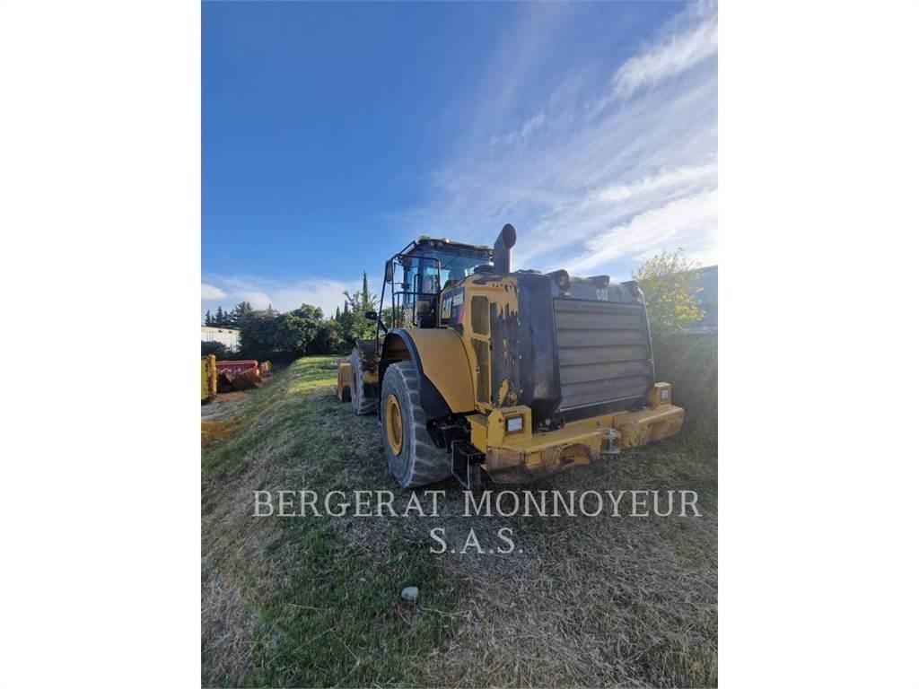 CAT 966M XE Фронтальні навантажувачі