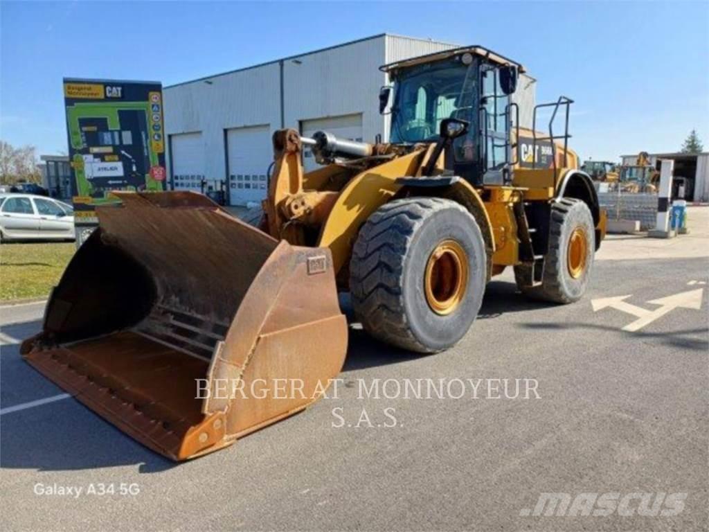 CAT 966M XE Фронтальні навантажувачі