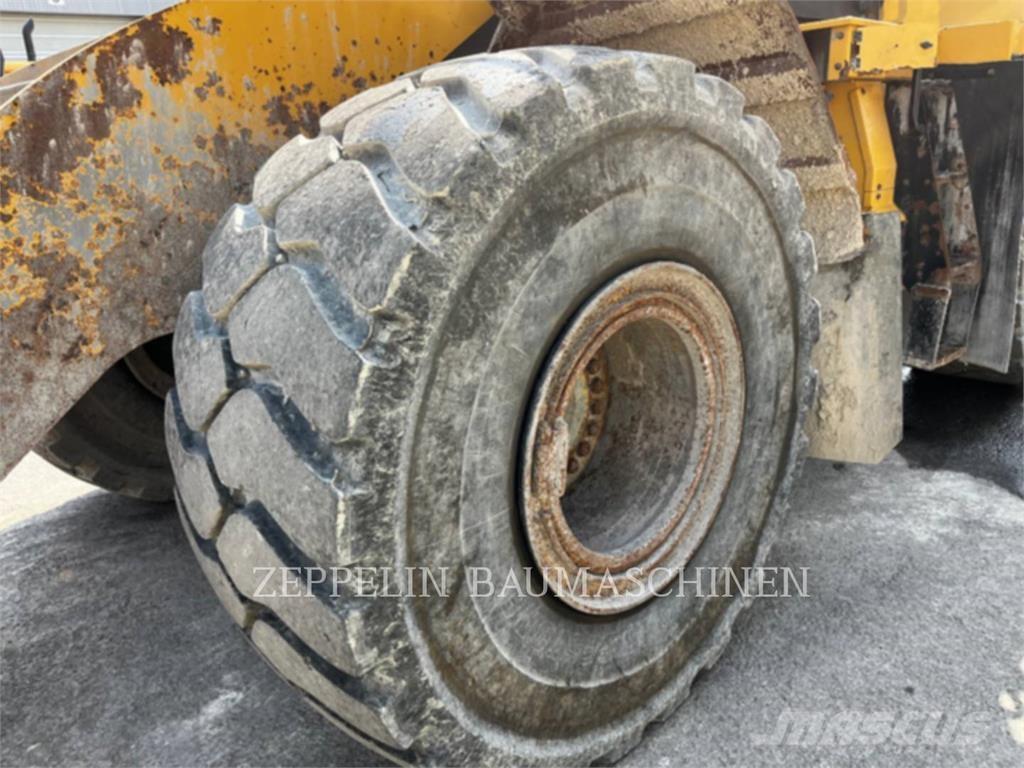 CAT 966MXE Фронтальні навантажувачі