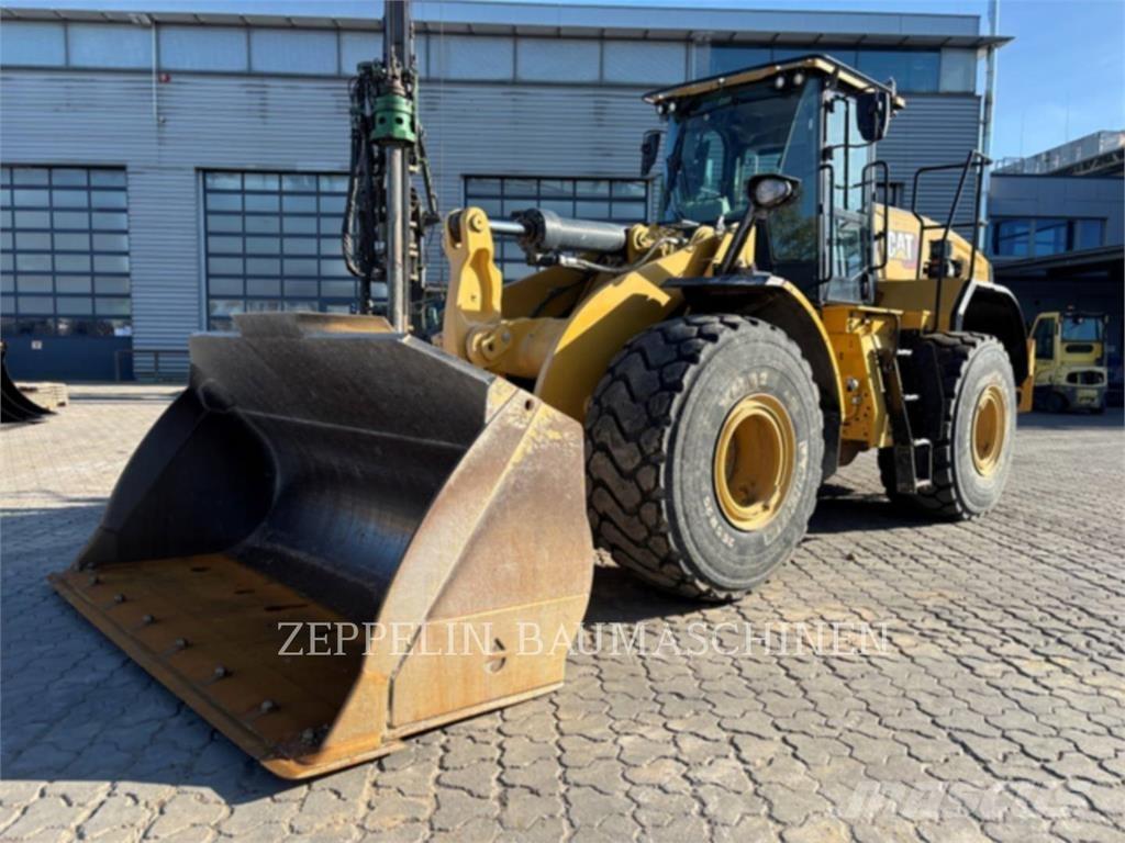 CAT 966XE Фронтальні навантажувачі