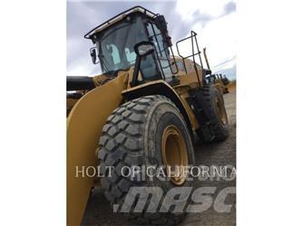 CAT 972 Фронтальні навантажувачі