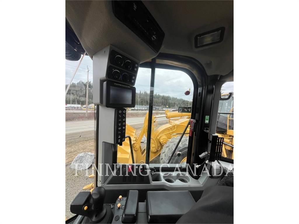 CAT 972 MXE Фронтальні навантажувачі