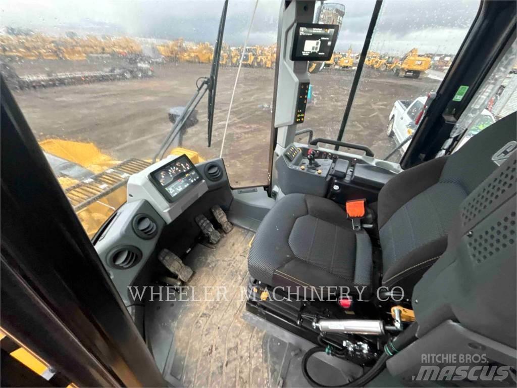 CAT 972 QC Фронтальні навантажувачі