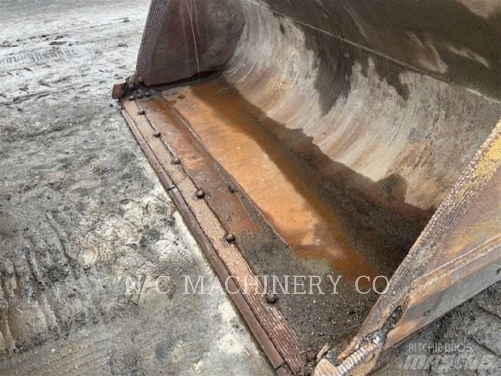 CAT 972G Фронтальні навантажувачі