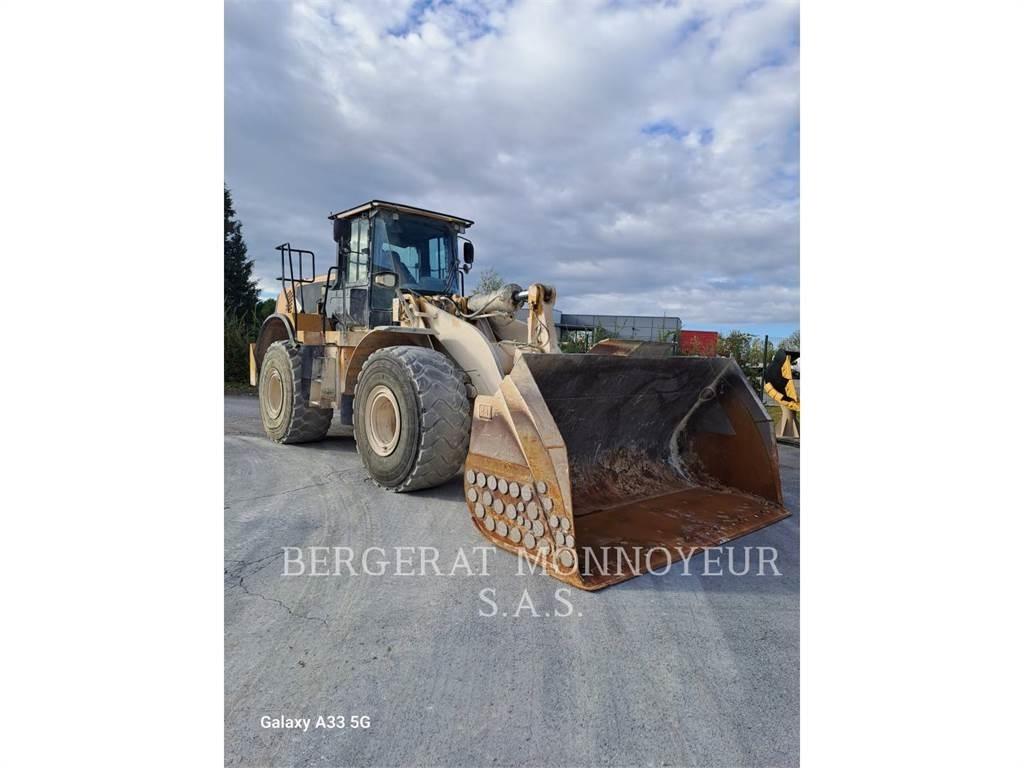 CAT 972K Фронтальні навантажувачі