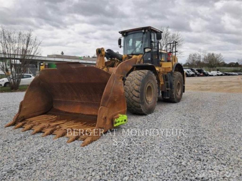 CAT 972K Фронтальні навантажувачі