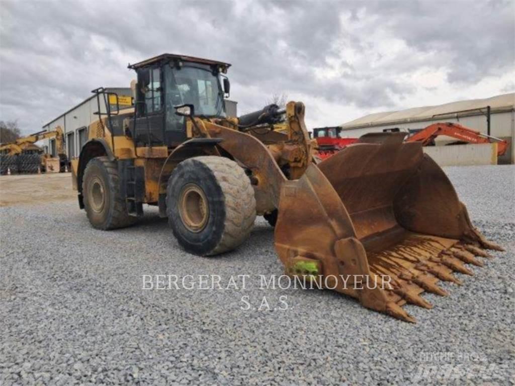 CAT 972K Фронтальні навантажувачі