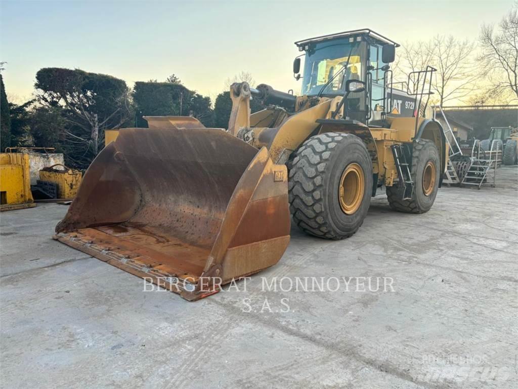 CAT 972K Фронтальні навантажувачі