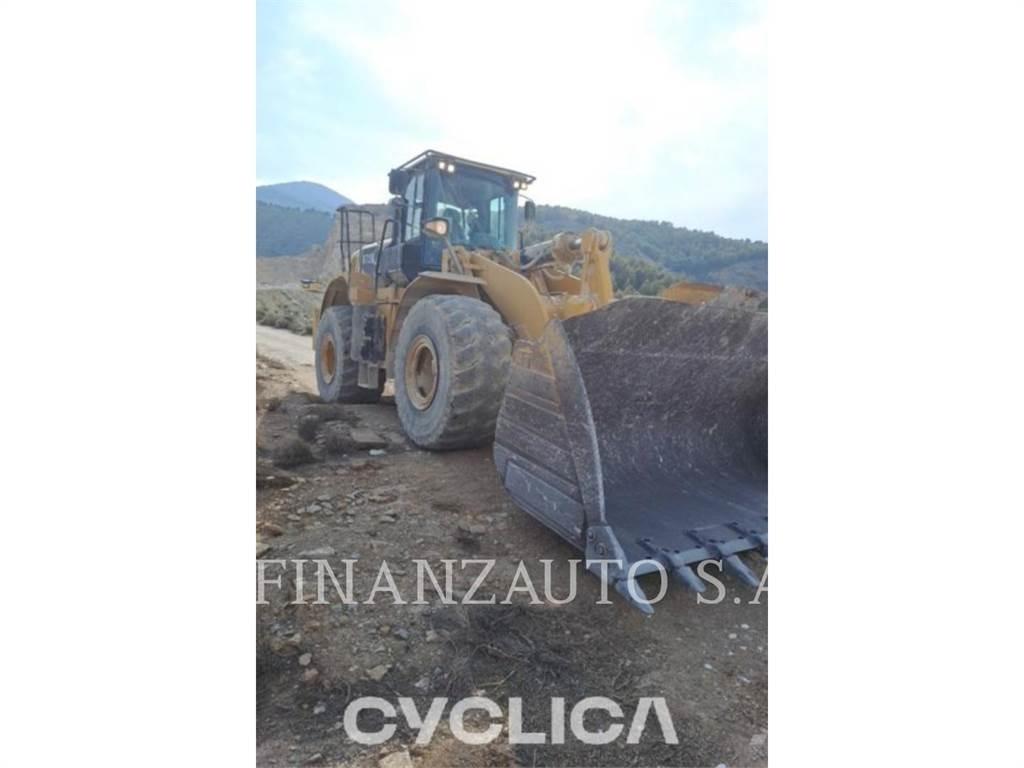 CAT 972K Фронтальні навантажувачі