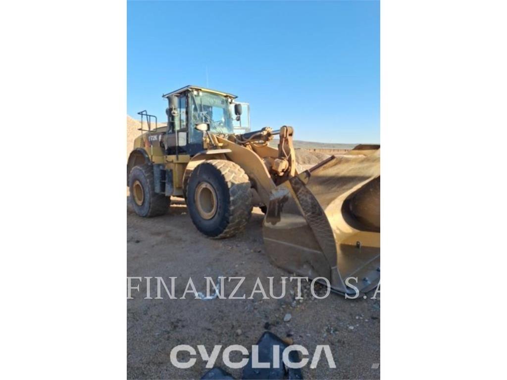 CAT 972K Фронтальні навантажувачі