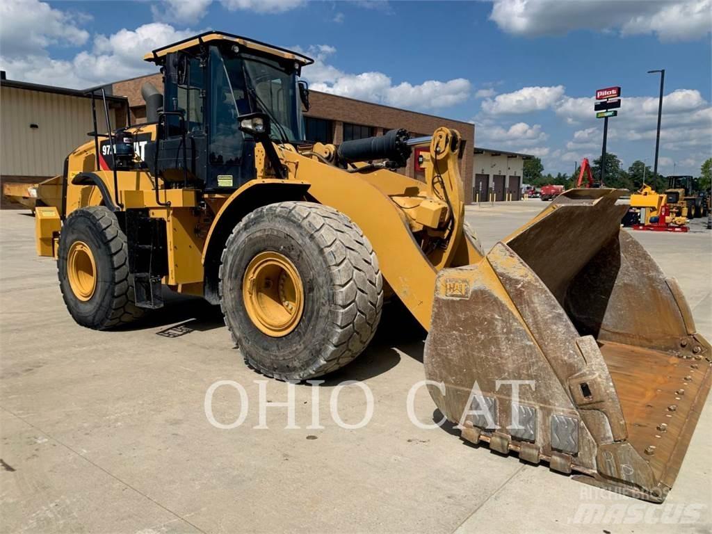 CAT 972M Фронтальні навантажувачі