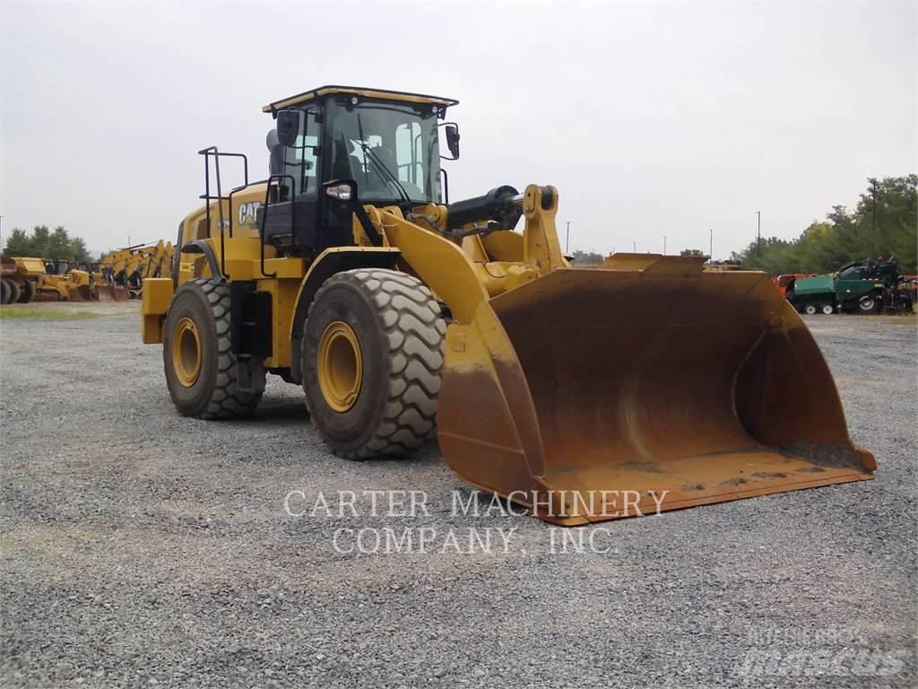 CAT 972M Фронтальні навантажувачі