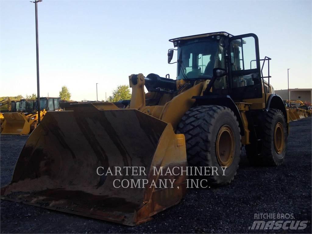 CAT 972M Фронтальні навантажувачі