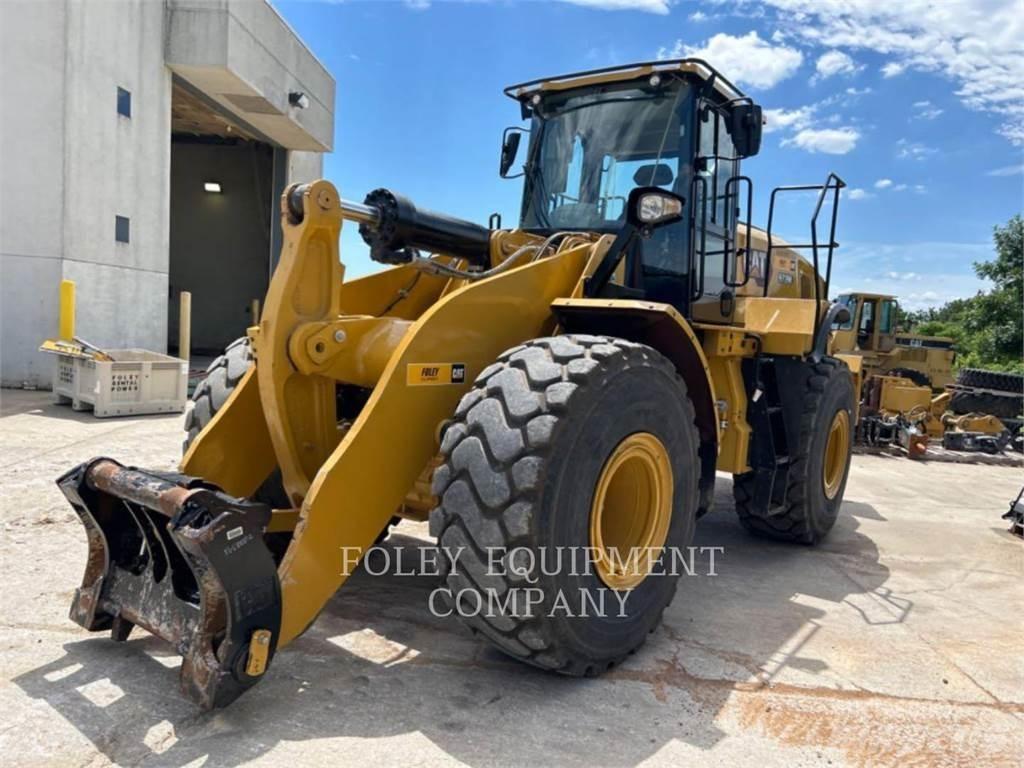 CAT 972M Фронтальні навантажувачі