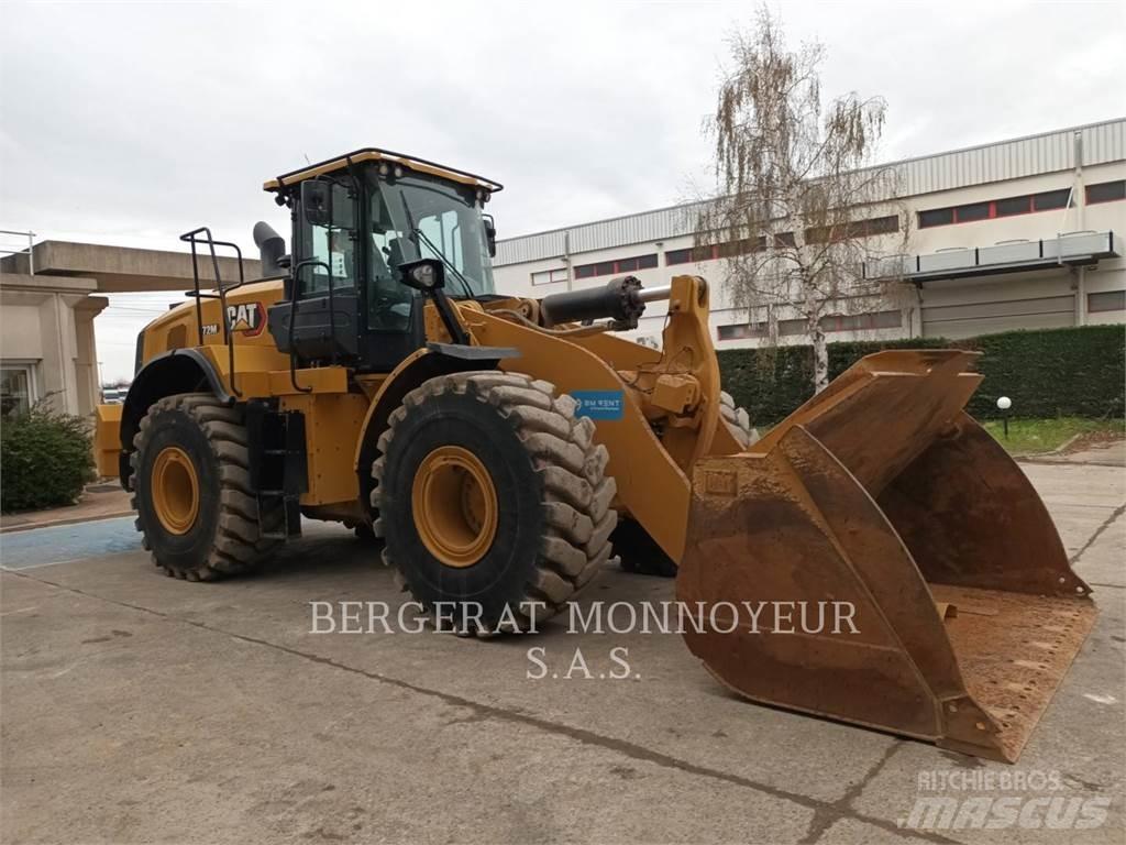 CAT 972M Фронтальні навантажувачі