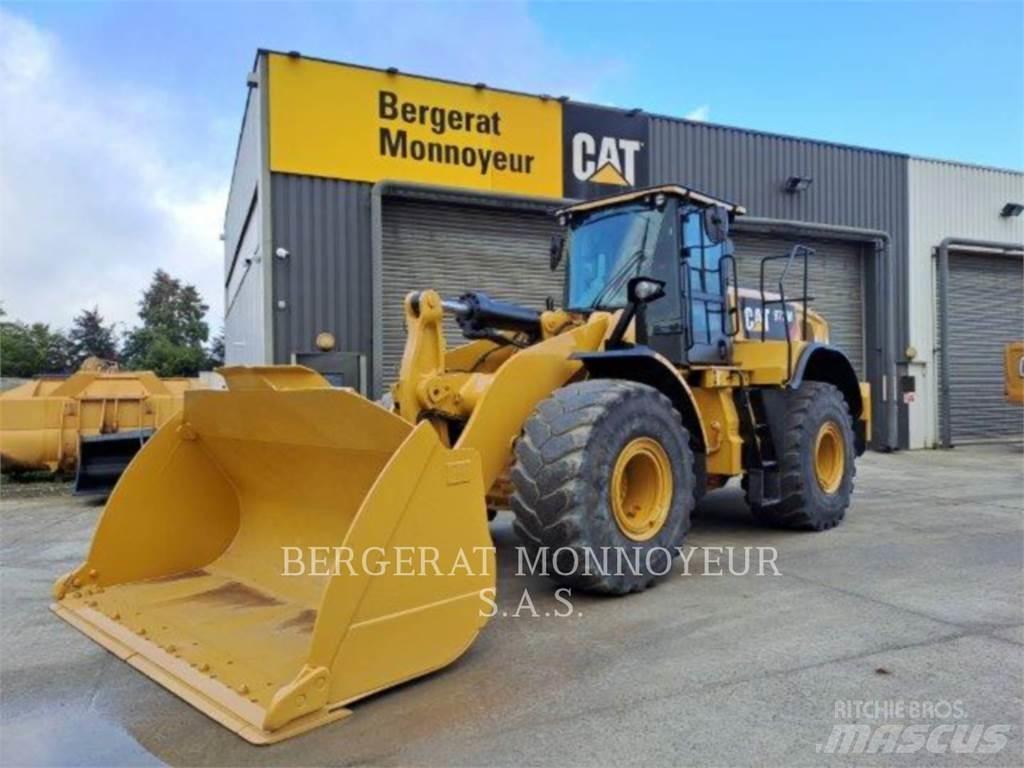 CAT 972M Фронтальні навантажувачі