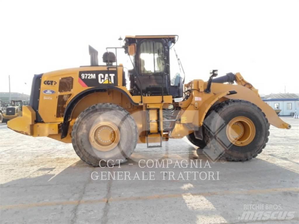 CAT 972M Фронтальні навантажувачі