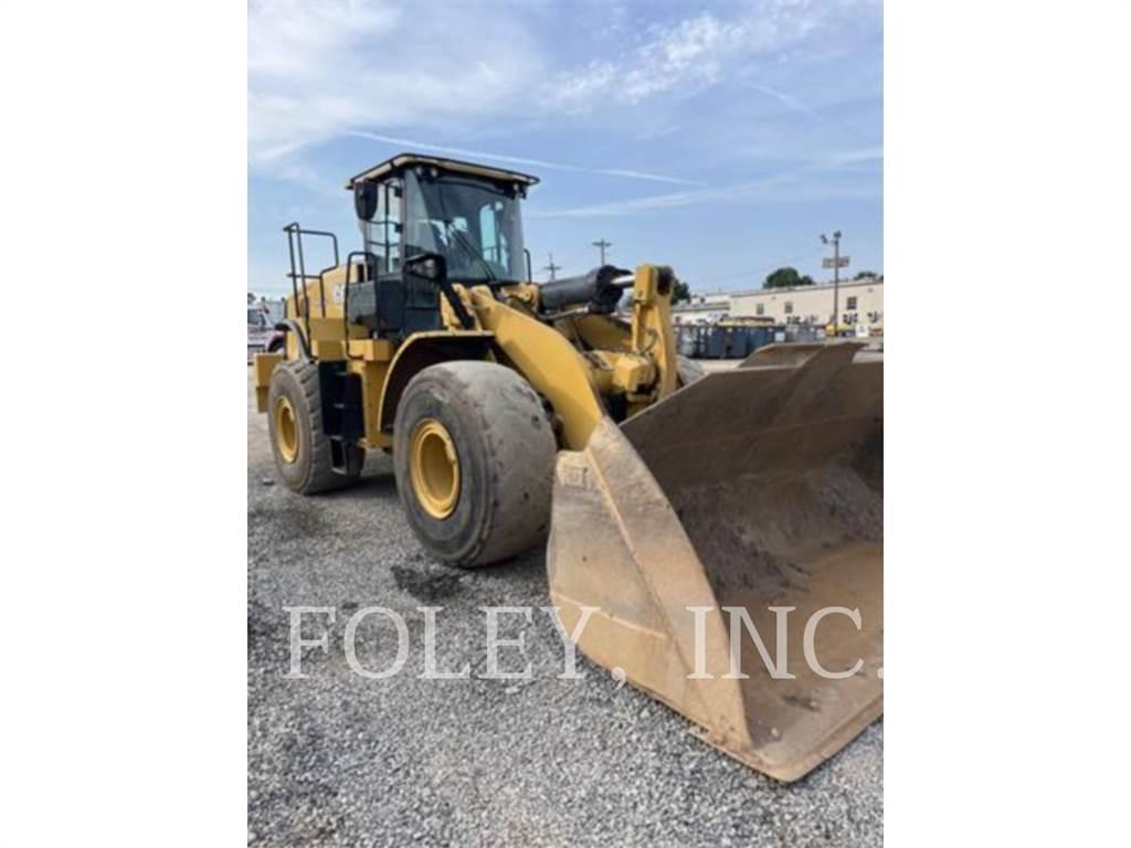CAT 972M Фронтальні навантажувачі