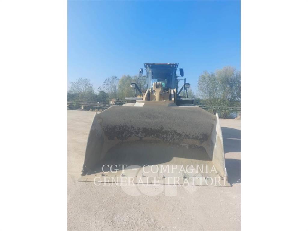 CAT 972M Фронтальні навантажувачі