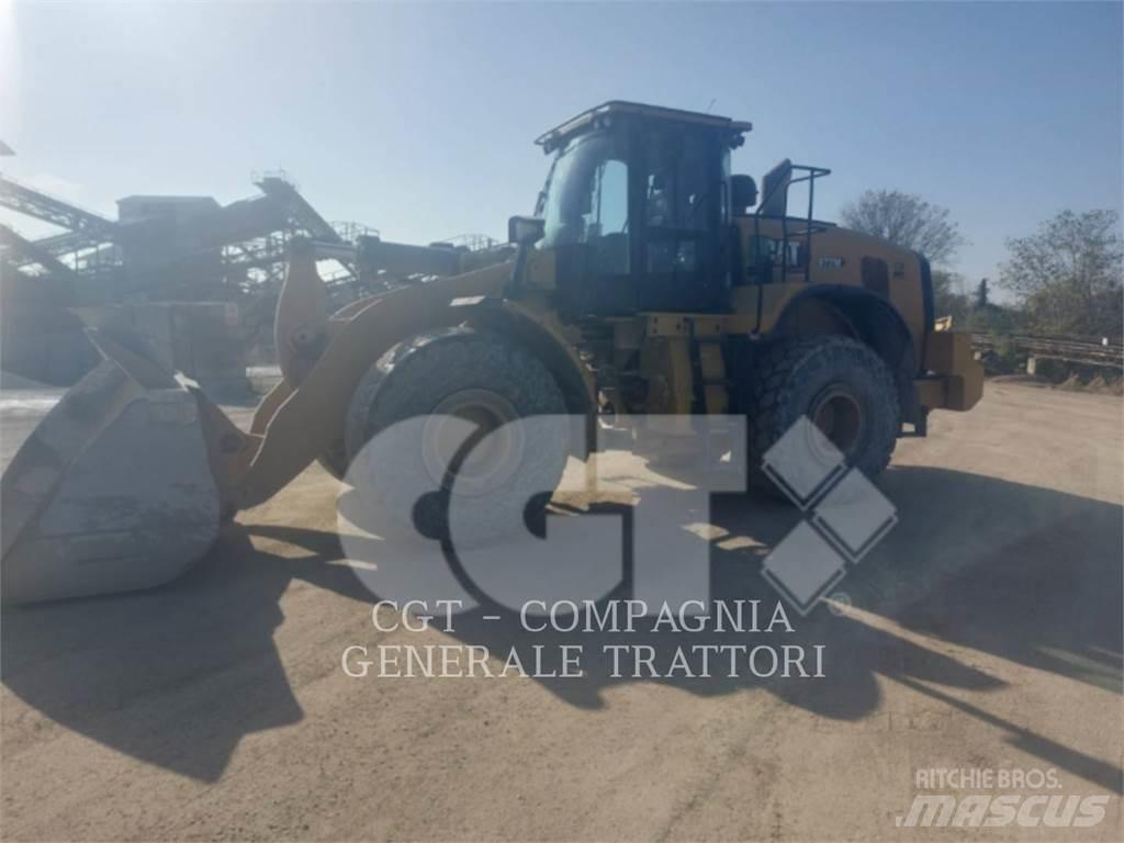 CAT 972M Фронтальні навантажувачі