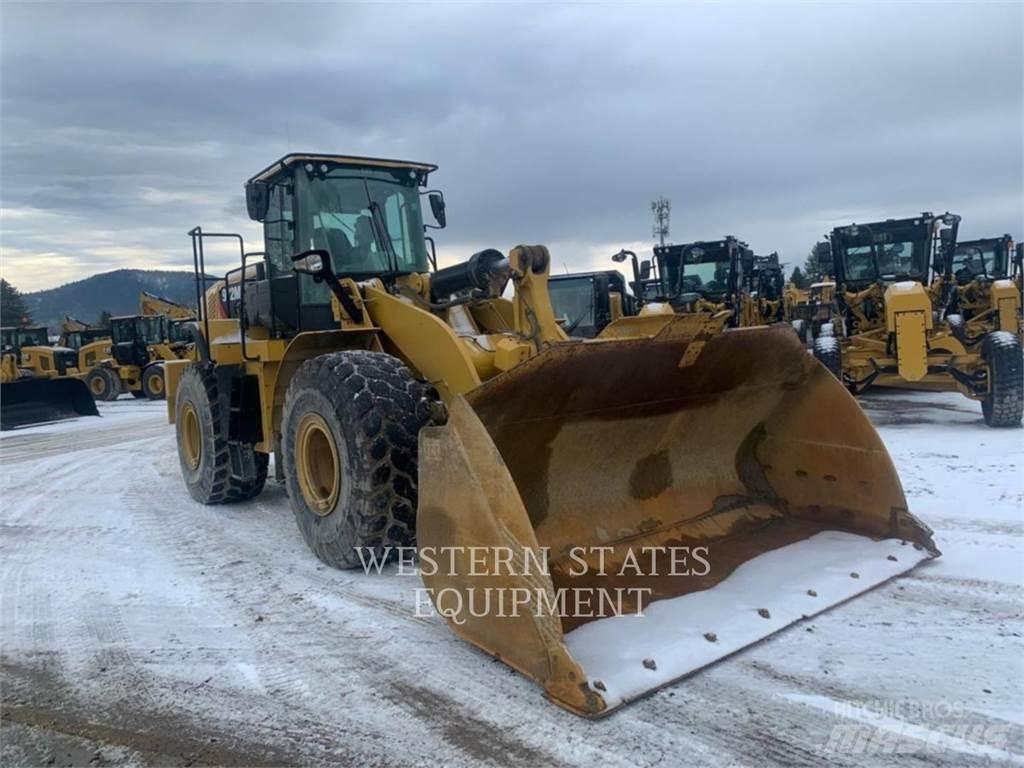 CAT 972M Фронтальні навантажувачі