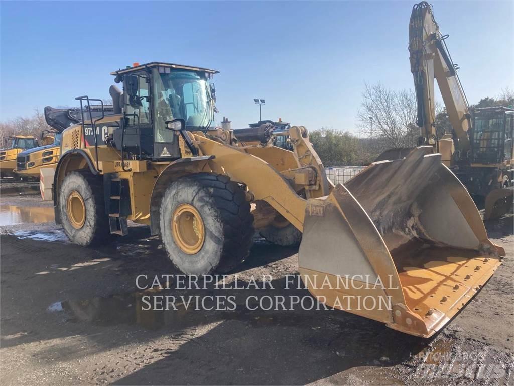 CAT 972M Фронтальні навантажувачі