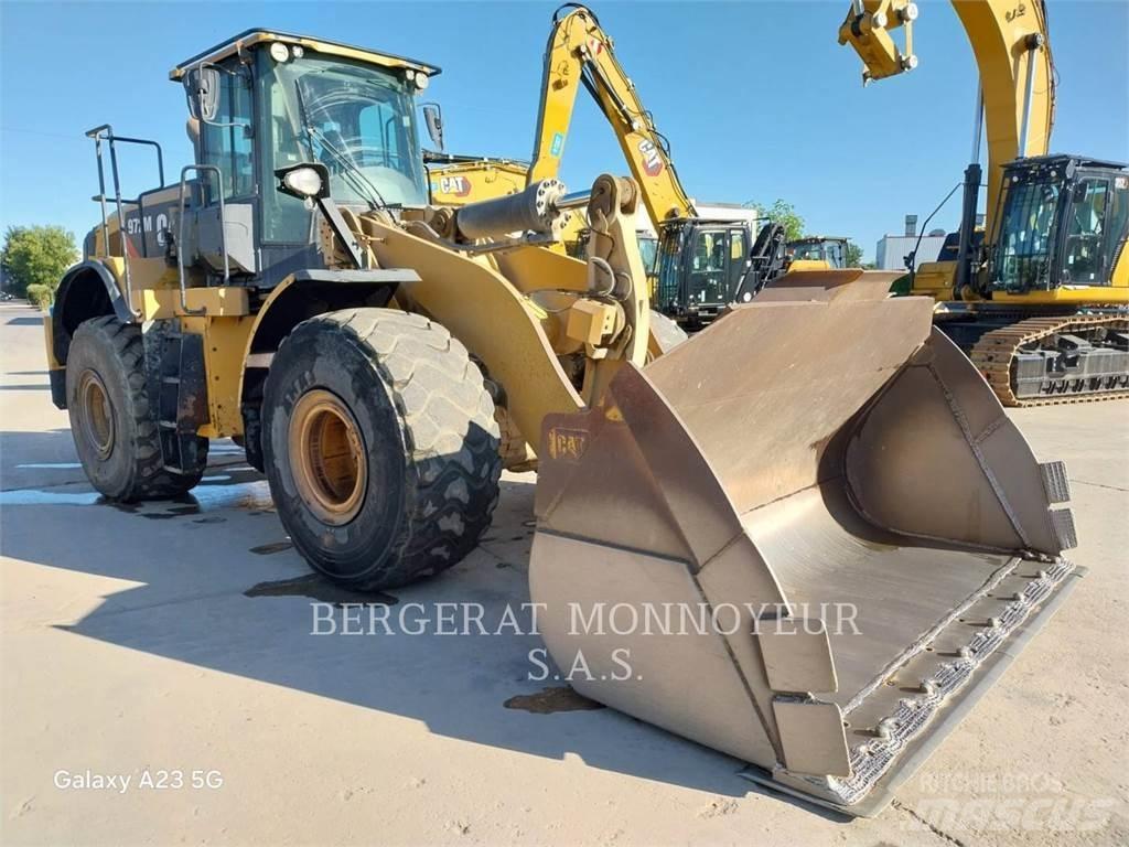 CAT 972M Фронтальні навантажувачі