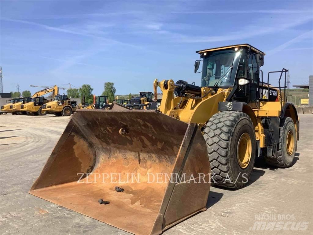 CAT 972M Фронтальні навантажувачі